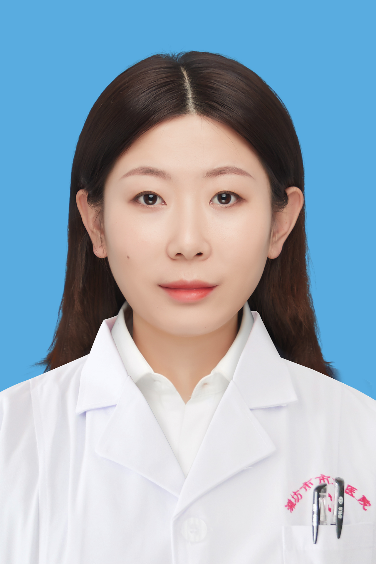 专家照片王巧巧.jpg
