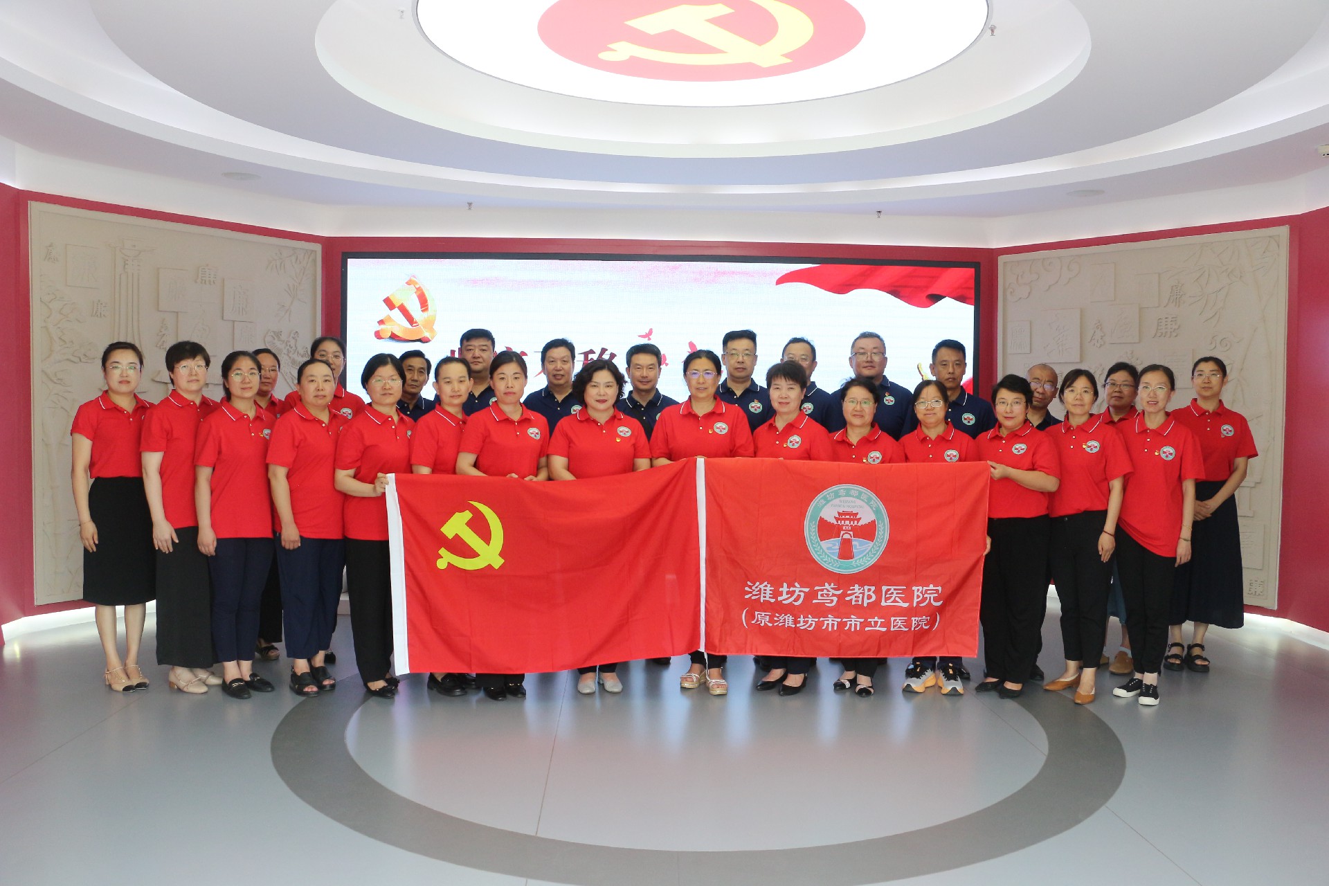 合影.JPG